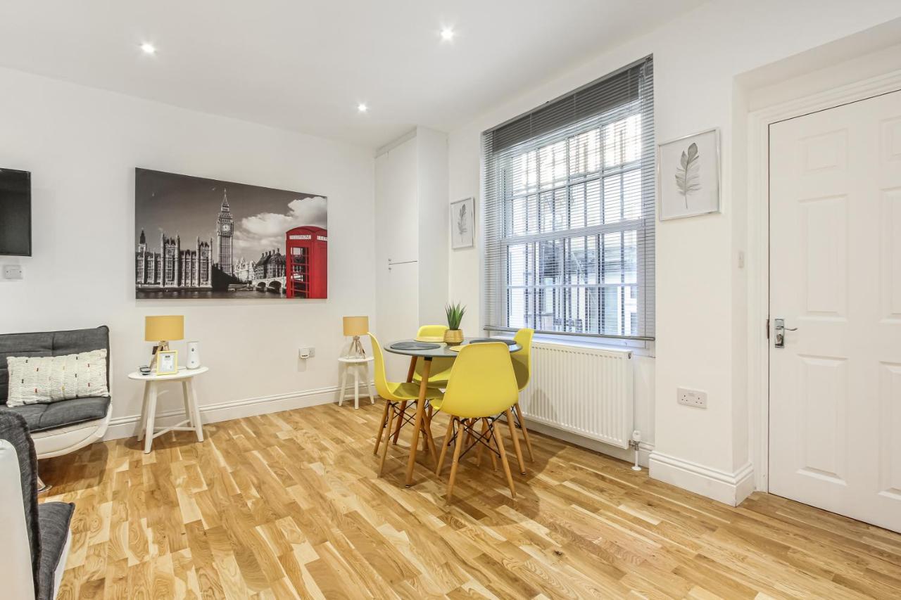 Deluxe Flat A In Kensington Olympia Daire Londra Dış mekan fotoğraf