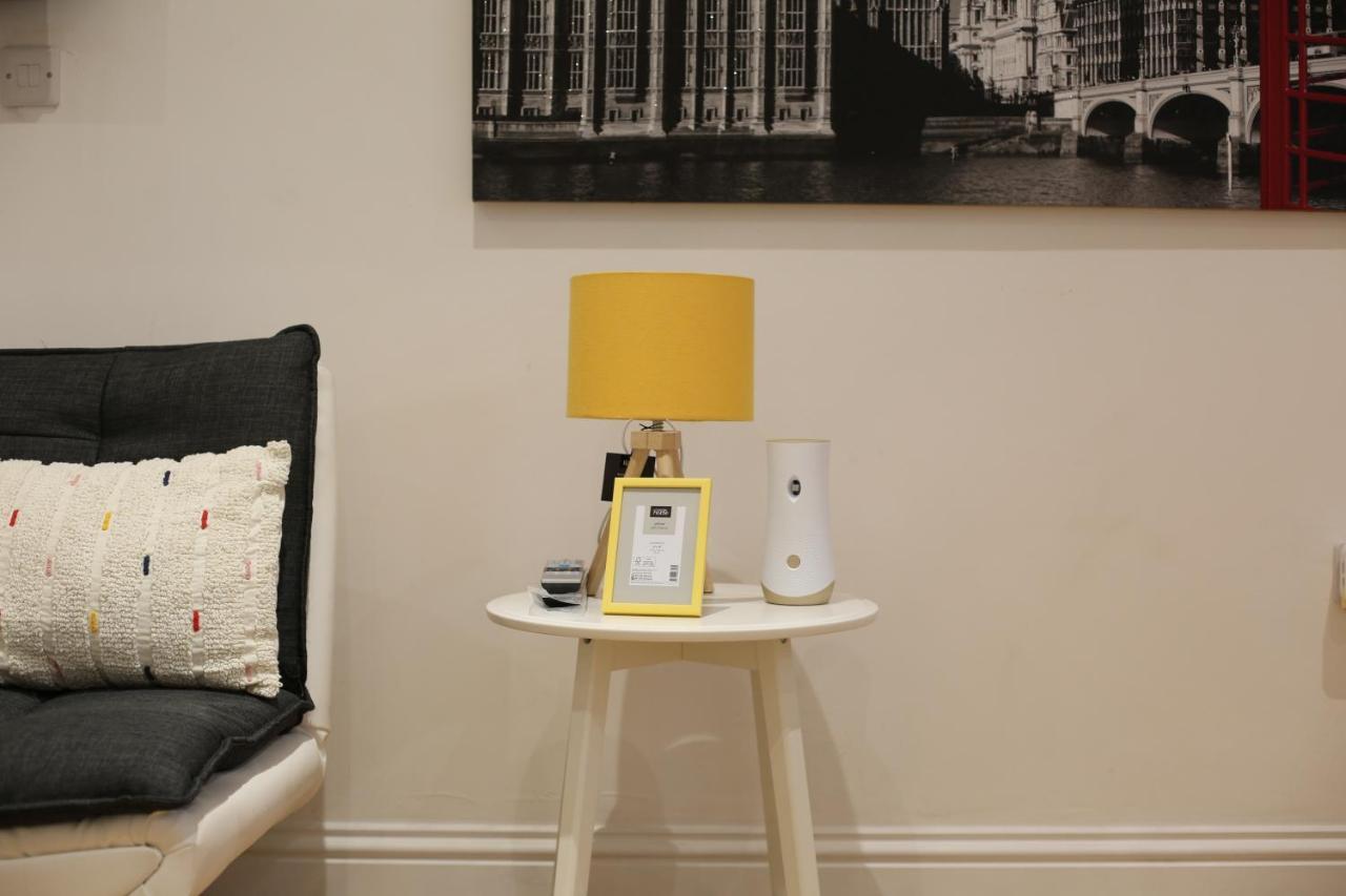 Deluxe Flat A In Kensington Olympia Daire Londra Dış mekan fotoğraf
